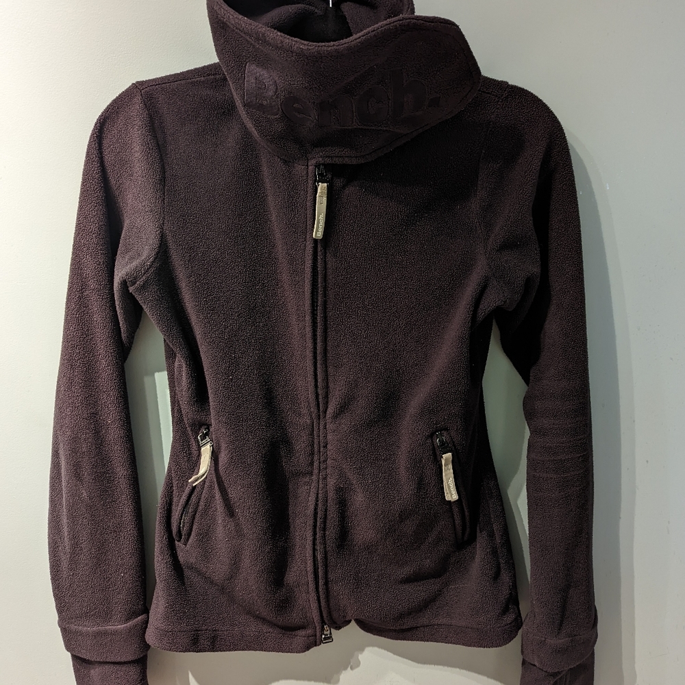 Black Bench Fleece Sweater
